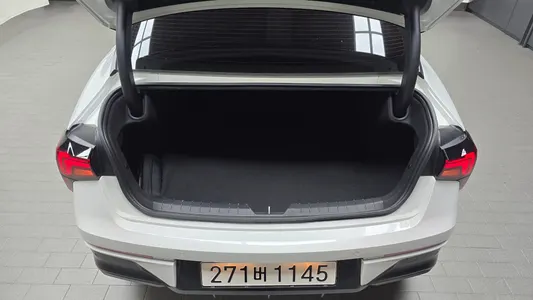 Kia K5 3 2.0 2025 29