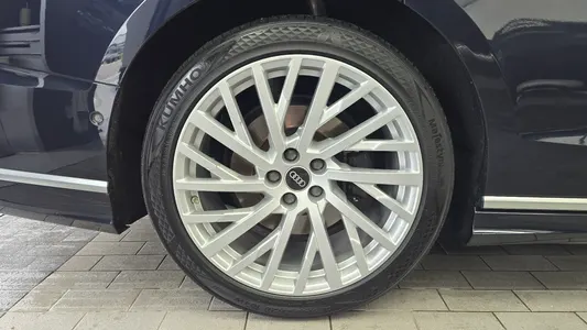 Audi A8 (D5) 50 TDI LWB 2021 5