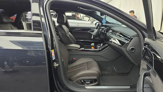 Audi A8 (D5) 50 TDI LWB 2021 26