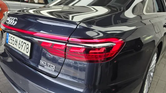 Audi A8 (D5) 50 TDI LWB 2021 23
