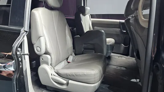 Kia R GLX 2012 11