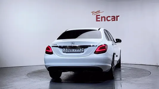 Mercedes-Benz C-Class W205 C200 2019 4