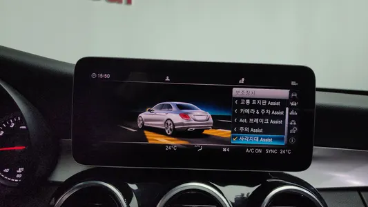Mercedes-Benz C-Class W205 C200 2019 15