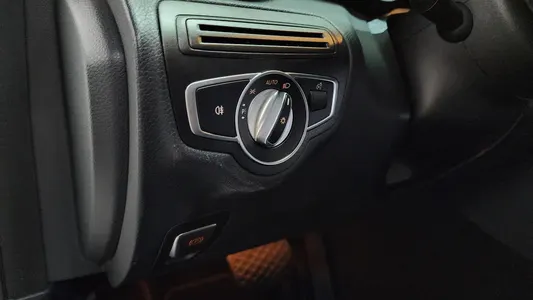 Mercedes-Benz C-Class W205 C200 2019 17