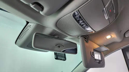 Mercedes-Benz C-Class W205 C200 2019 19