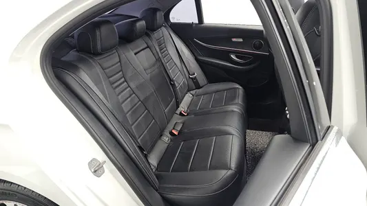 Mercedes-Benz E-Class W213 E300 4MATIC 2016 11