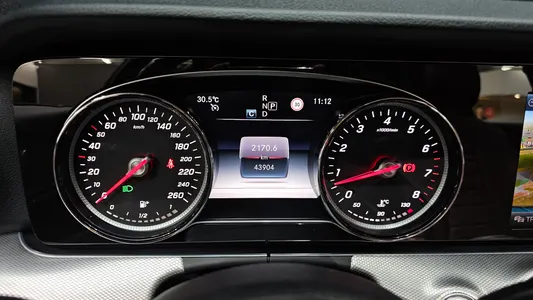 Mercedes-Benz E-Class W213 E300 2019 8