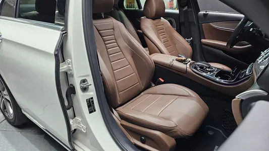 Mercedes-Benz E-Class W213 E300 2019 12
