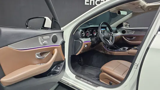 Mercedes-Benz E-Class W213 E300 2019 10