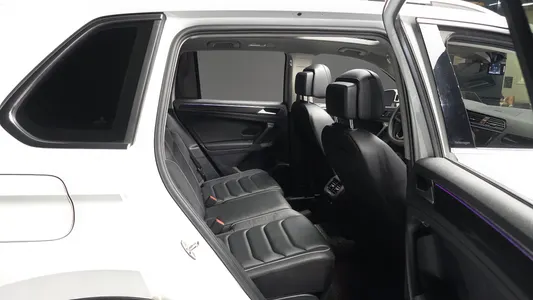 Volkswagen 2 2.0 TDI 4 2022 12