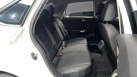 Volkswagen 7 1.5 TSI 2023 11