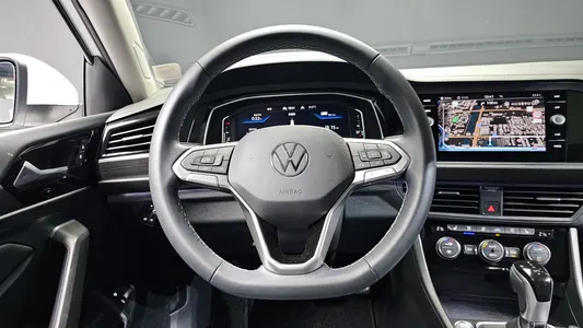 Volkswagen 7 1.5 TSI 2023 12