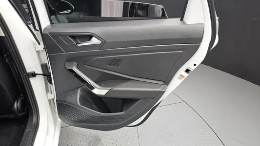 Volkswagen 7 1.5 TSI 2023 25