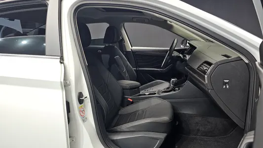 Volkswagen 7 1.5 TSI 2023 26