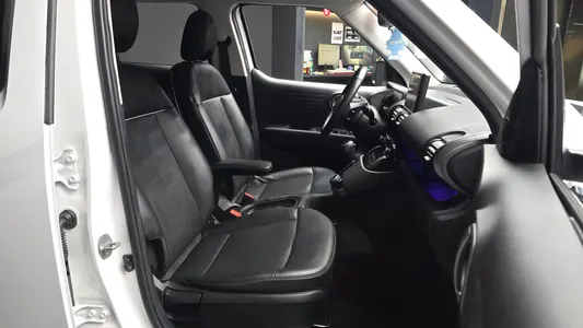 Hyundai Casper 2022 26