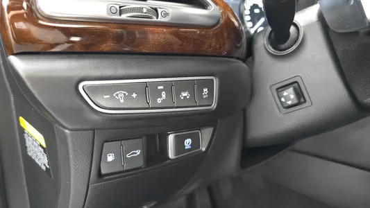 Genesis EQ900 5.0 GDI AWD 2017 34