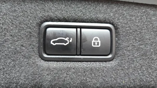 Genesis EQ900 5.0 GDI AWD 2017 28
