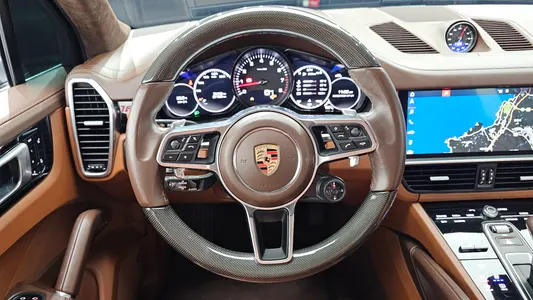Porsche (PO536) 3.0 2019 13