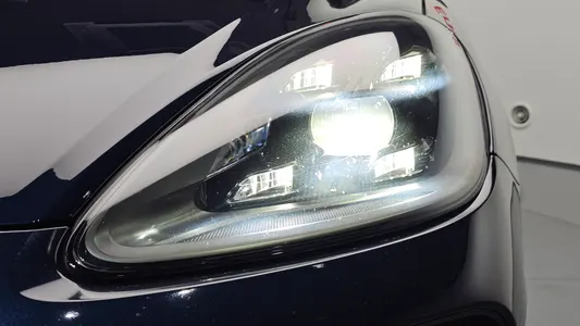 Porsche (PO536) 3.0 2019 22