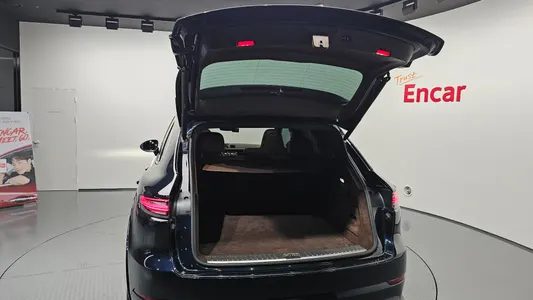 Porsche (PO536) 3.0 2019 31