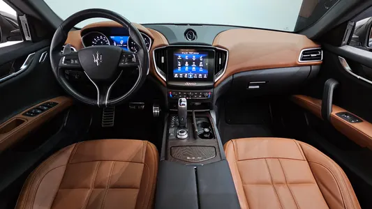 Maserati 기블리 3.0 2020 7