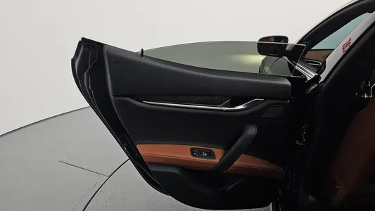 Maserati 기블리 3.0 2020 25