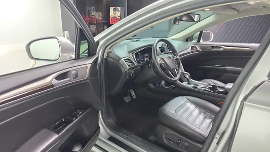 Ford 퓨전 2.0 2014 10
