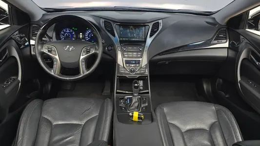 Hyundai Grandeur HG HG240 2013 7