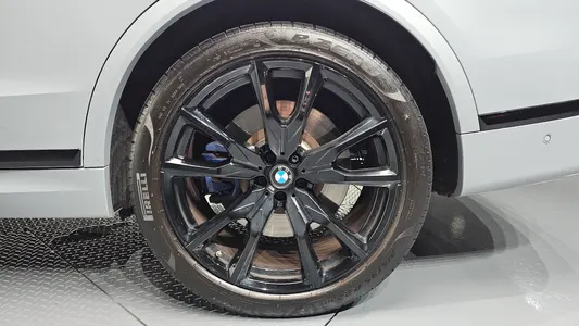 BMW X7 (G07) M60i xDrive M 6 2024 21