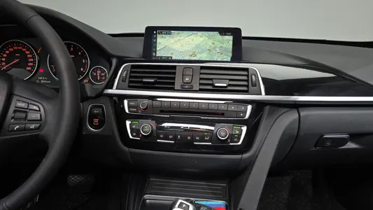 BMW 3 Series GT (F34) GT 320d 2018 13