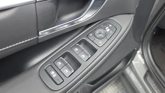 Hyundai (DN8) 2022 30