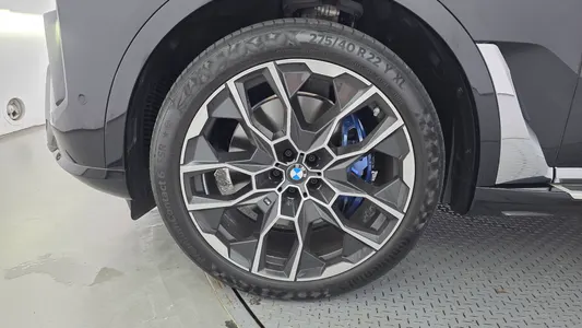 BMW X7 (G07) xDrive 40i M 6 2025 5