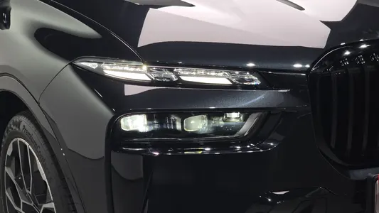 BMW X7 (G07) xDrive 40i M 6 2025 22