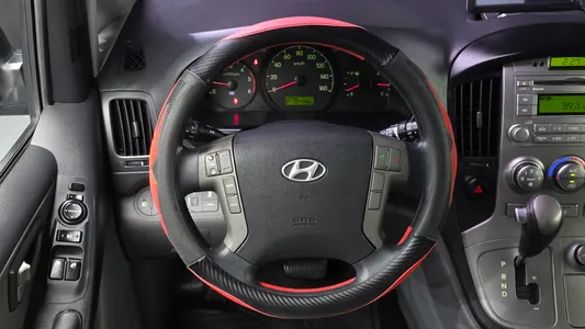 Hyundai Grand Starex 4WD 12 2014 13