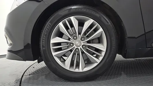 Hyundai Grandeur HG HG240 2015 5