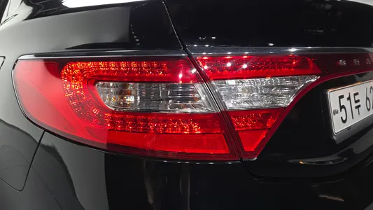 Hyundai Grandeur HG HG240 2015 23