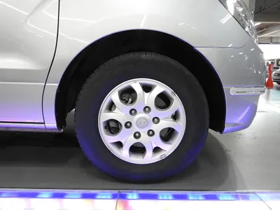 Hyundai Grand Starex 3 LPi 2013 5