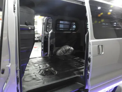 Hyundai Grand Starex 3 LPi 2013 8