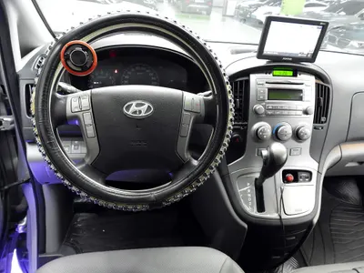 Hyundai Grand Starex 3 LPi 2013 13