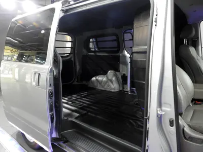Hyundai Grand Starex 3 LPi 2013 10