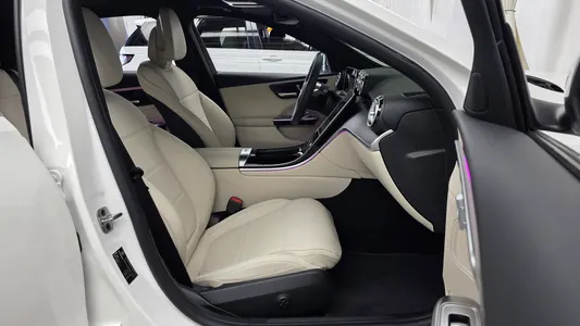 Mercedes-Benz C-Class W206 C200 2025 11
