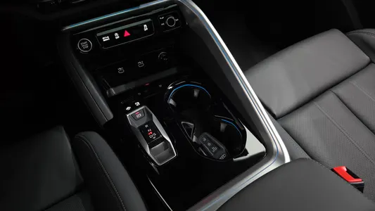 Audi Q5 (80A) 40 TFSI S Line 2025 9