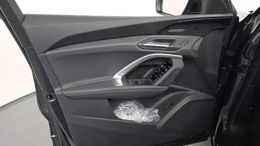 Audi Q5 (80A) 40 TFSI S Line 2025 24