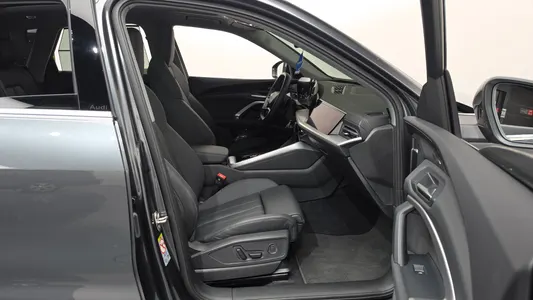 Audi Q5 (80A) 40 TFSI S Line 2025 26