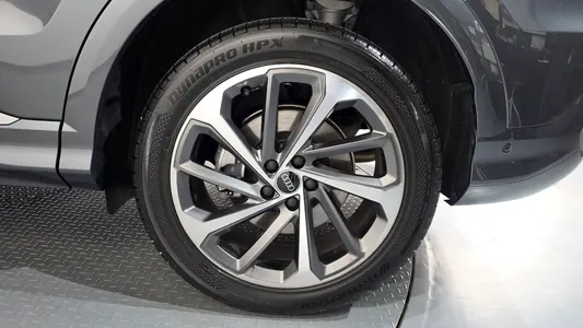 Audi Q5 (80A) 40 TFSI S Line 2025 21
