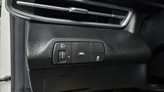 Hyundai (CN7) 1.6 2020 13