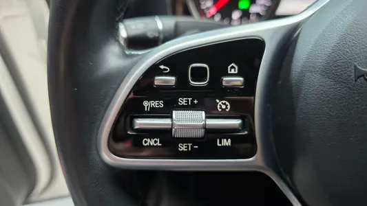 Mercedes-Benz E-Class W213 E300 2018 16