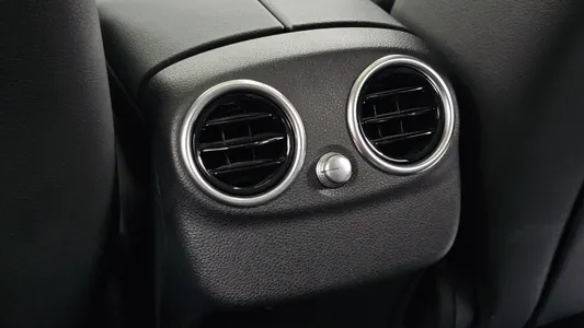 Mercedes-Benz C-Class W205 C200 2020 23