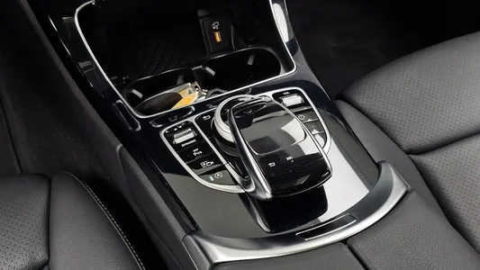 Mercedes-Benz C-Class W205 C200 2020 35