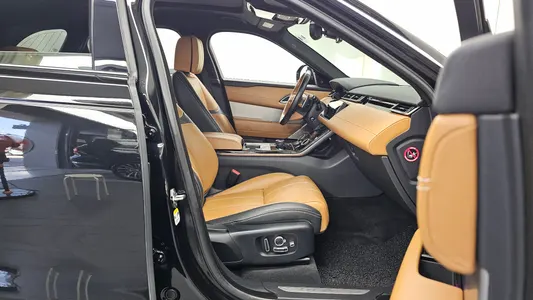 Land Rover 레인지로버 벨라 3.0 D300 R- HSE 2019 11